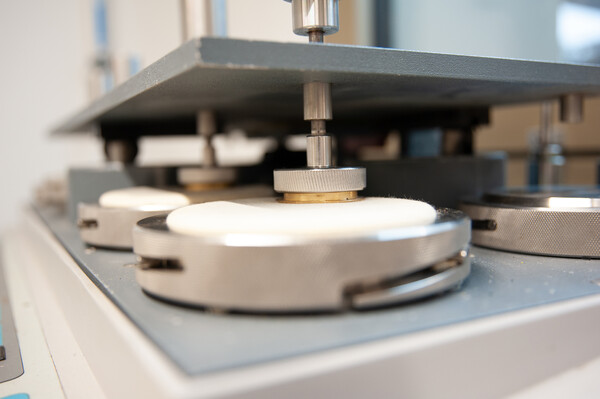 Testing of floor coverings and interior design materials – OETI