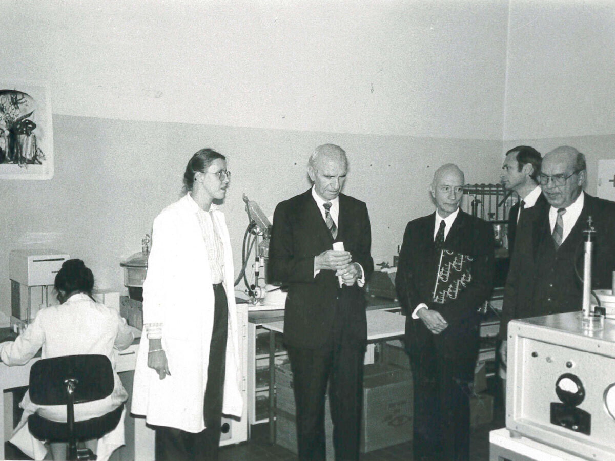 1991: development of the chemical analytical laboratory.