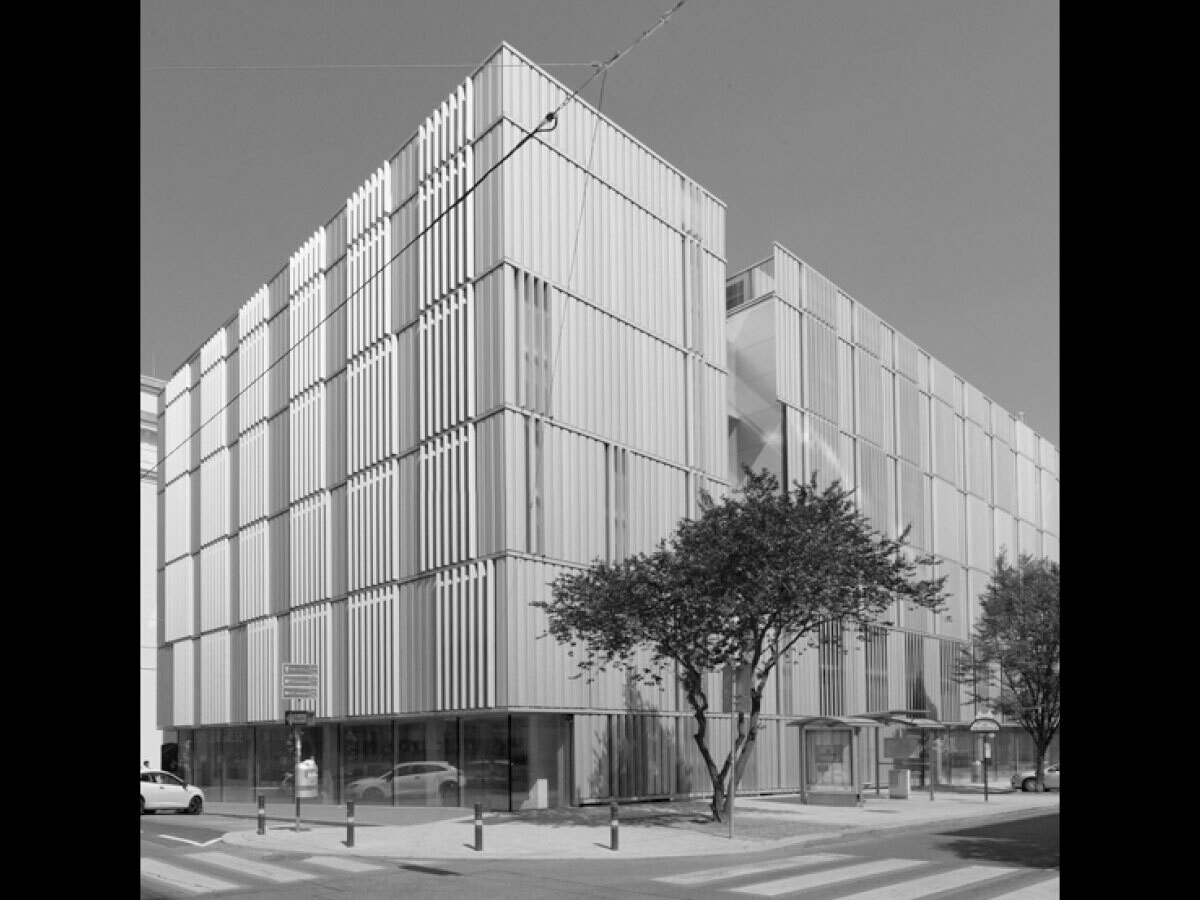 1976: OETI relocates from Mödling Vienna