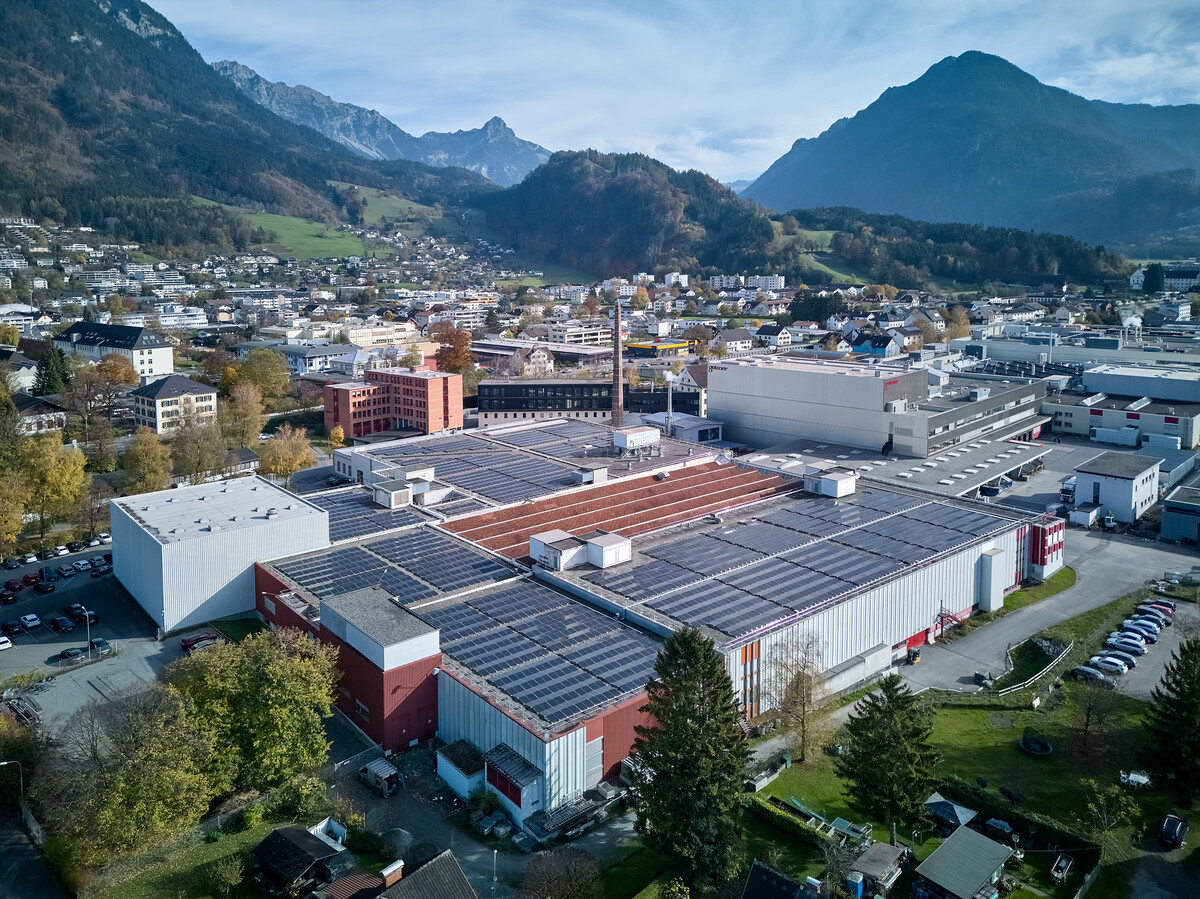 Company Getzner Austria Photovoltaikanlage c Marcel Hagen studio22